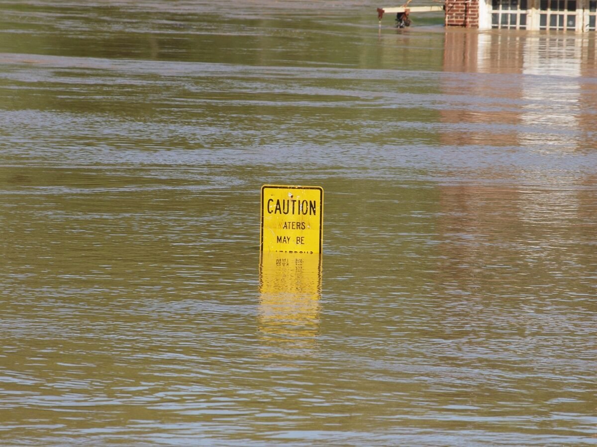 Texas Flood Tragedy Deepens: 129 Dead and Counting, Questions Mount Over Warnings